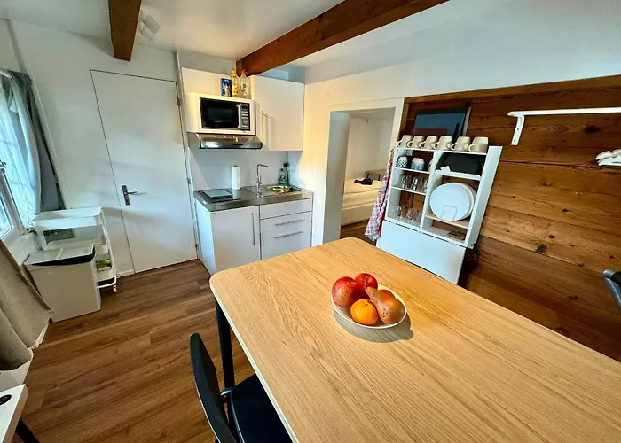 With Aircon Lejlighed